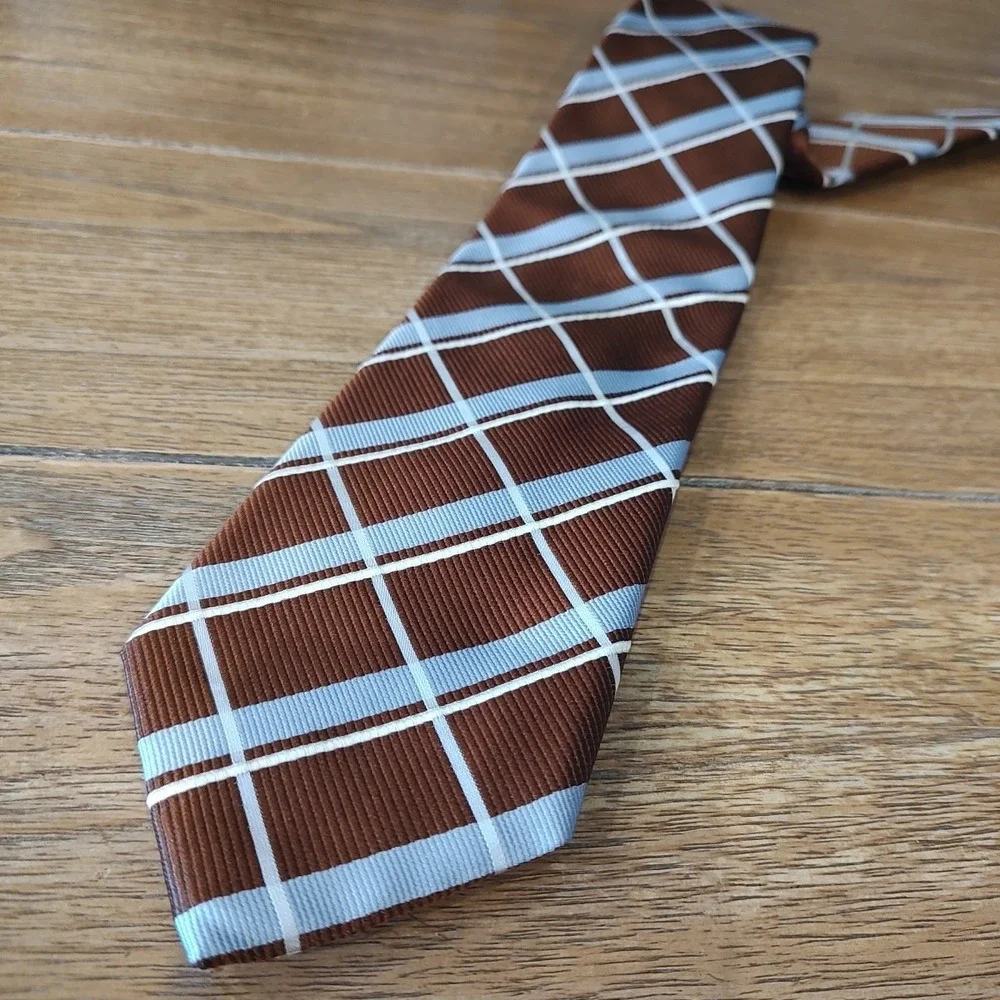 LEITZ METALWORKING LMT DESIGNER Silk TIE 61